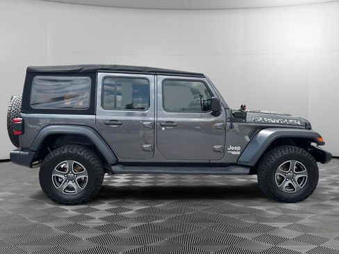 Used 2018 Jeep Wrangler Unlimited Sport S AWD/4WD image 6