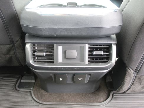 Used 2022 Ford F150 XLT w/ Equipment Group 302A High AWD/4WD image 17