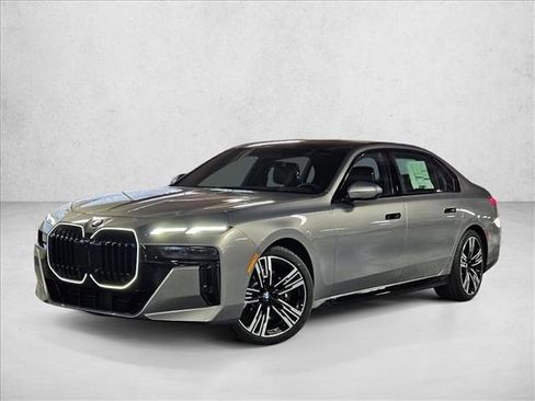 New 2025 BMW 760i xDrive image 1
