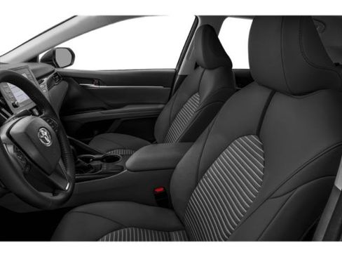Used 2024 Toyota Camry SE FWD image 6