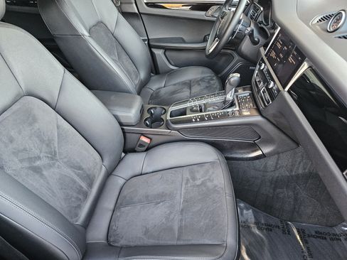 Used 2019 Porsche Macan image 13