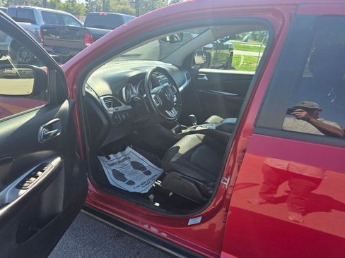 Used 2016 Dodge Journey SE w/ Flexible Seating Group FWD image 5