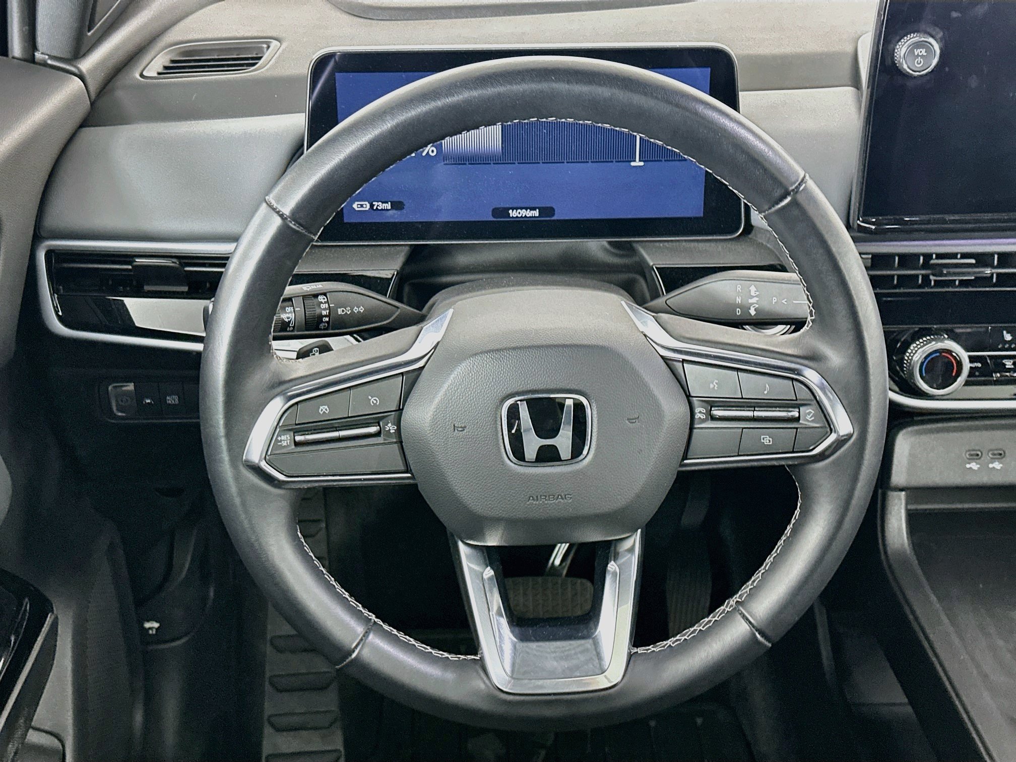 Used 2025 Honda Prologue Touring image 18