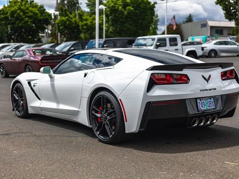 Used 2015 Chevrolet Corvette Stingray Coupe w/ 3LT Preferred Equipment Group RWD image 10