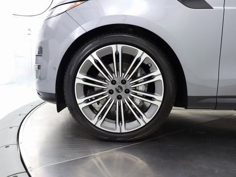 Used 2023 Land Rover Range Rover Sport SE image 50