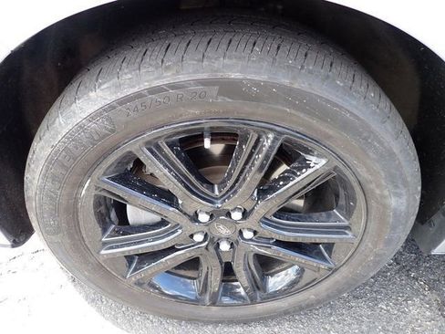 Used 2022 Ford Edge ST-Line image 9