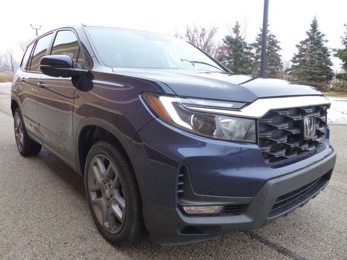 Used 2023 Honda Passport EX-L image 11