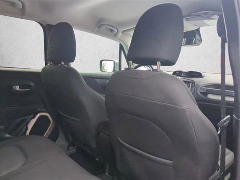 Used 2017 Jeep Renegade Latitude image 25