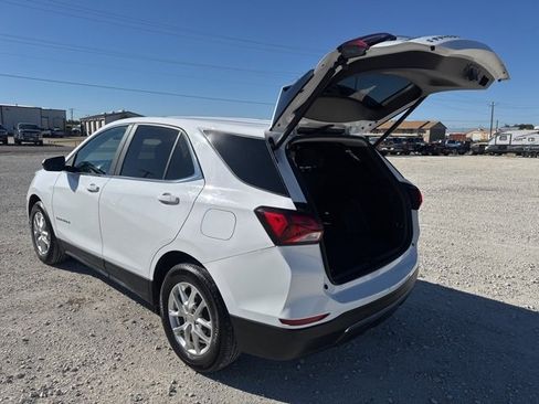 Used 2024 Chevrolet Equinox LT image 4