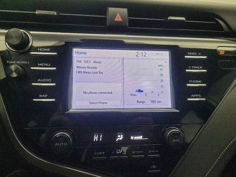 Used 2019 Toyota Camry SE w/ Protection Package (Q2) image 25