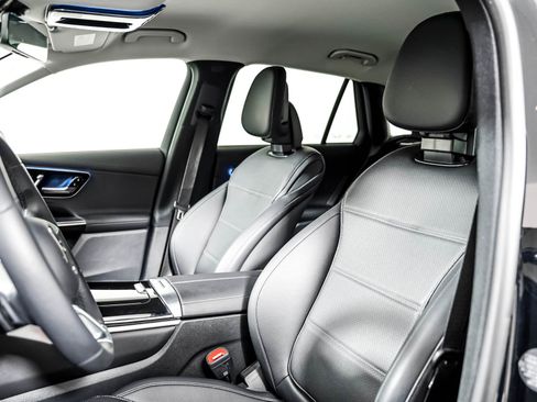Certified 2025 Mercedes-Benz GLC 350e 4MATIC image 8
