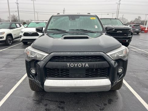 Used 2022 Toyota 4Runner TRD Off-Road Premium image 14