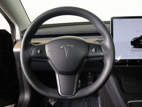 Used 2023 Tesla Model 3 Standard Range image 36