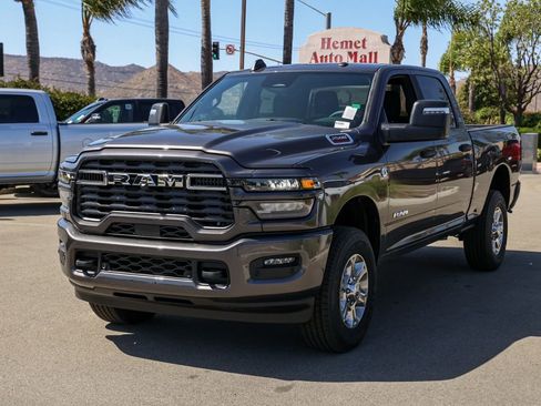 New 2026 RAM 2500 Big Horn AWD/4WD image 8