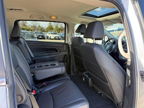 Used 2026 Honda Odyssey EX-L image 11