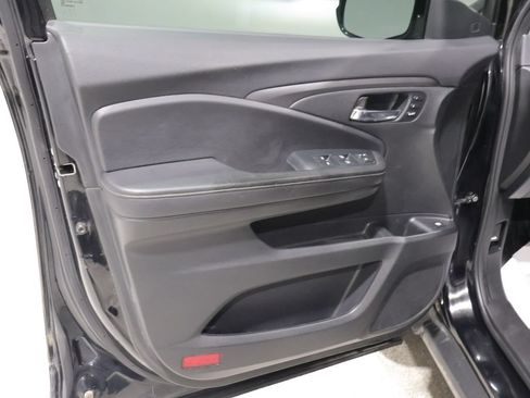 Used 2023 Honda Ridgeline RTL image 12