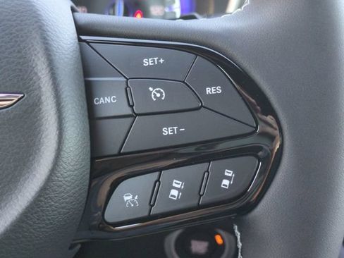 New 2026 Chrysler Pacifica Select w/ S Appearance Package FWD image 25