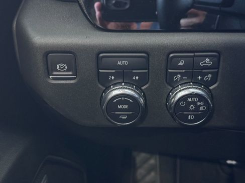 Certified 2023 GMC Sierra 1500 SLT w/ SLT Convenience Package image 23