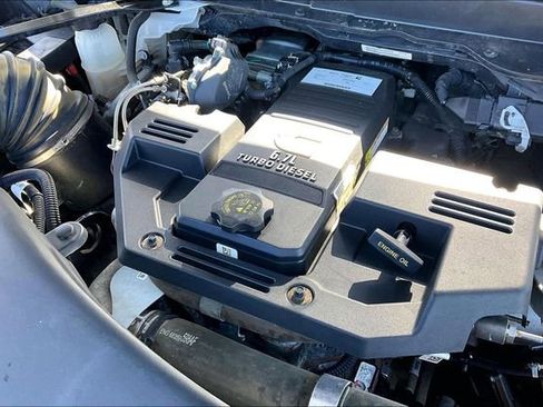 Used 2022 RAM 3500 Laramie image 35