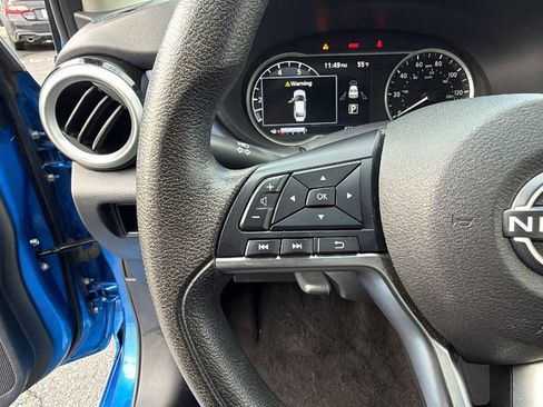 Used 2023 Nissan Versa SV image 27