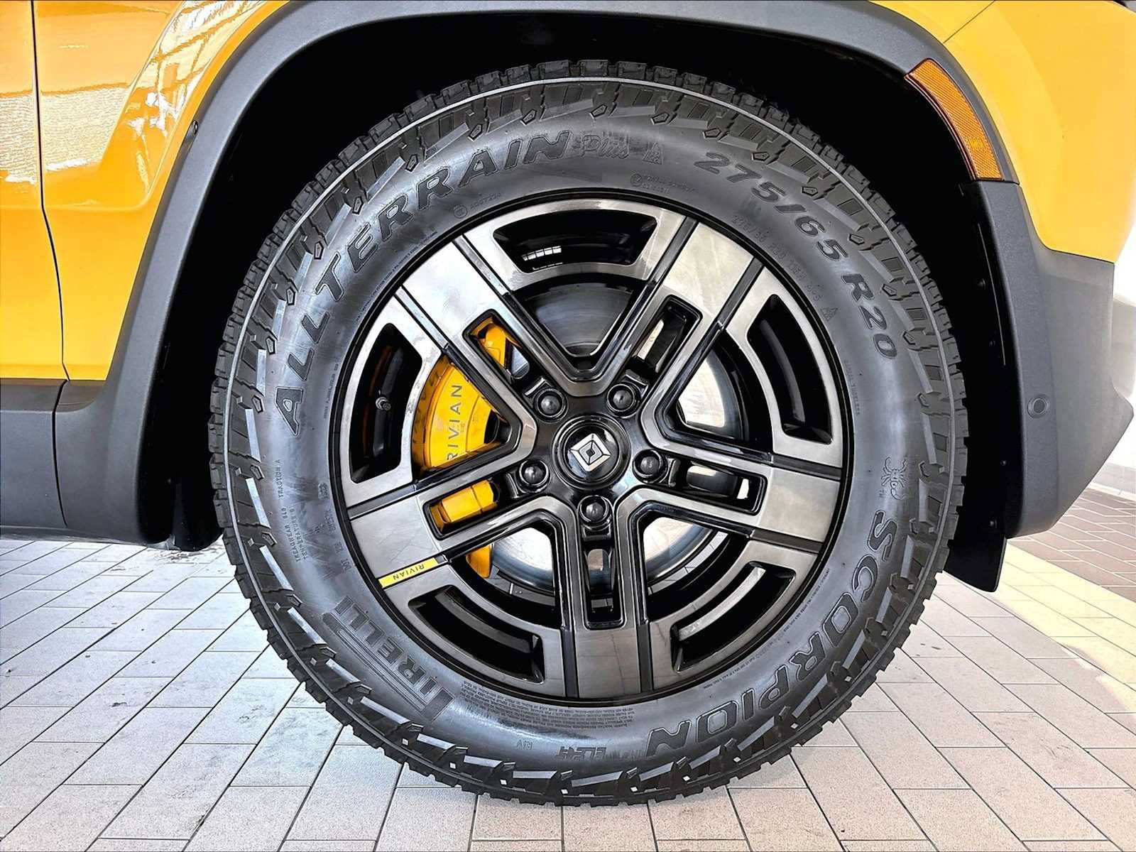 Used 2023 Rivian R1S Adventure Quad AWD/4WD image 14