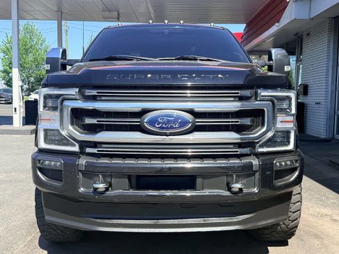 Used 2022 Ford F250 Platinum w/ FX4 Off-Road Package image 7