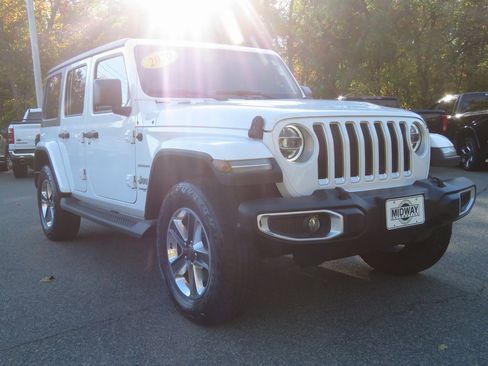 Used 2020 Jeep Wrangler Unlimited Sahara w/ Dual Top Group image 4