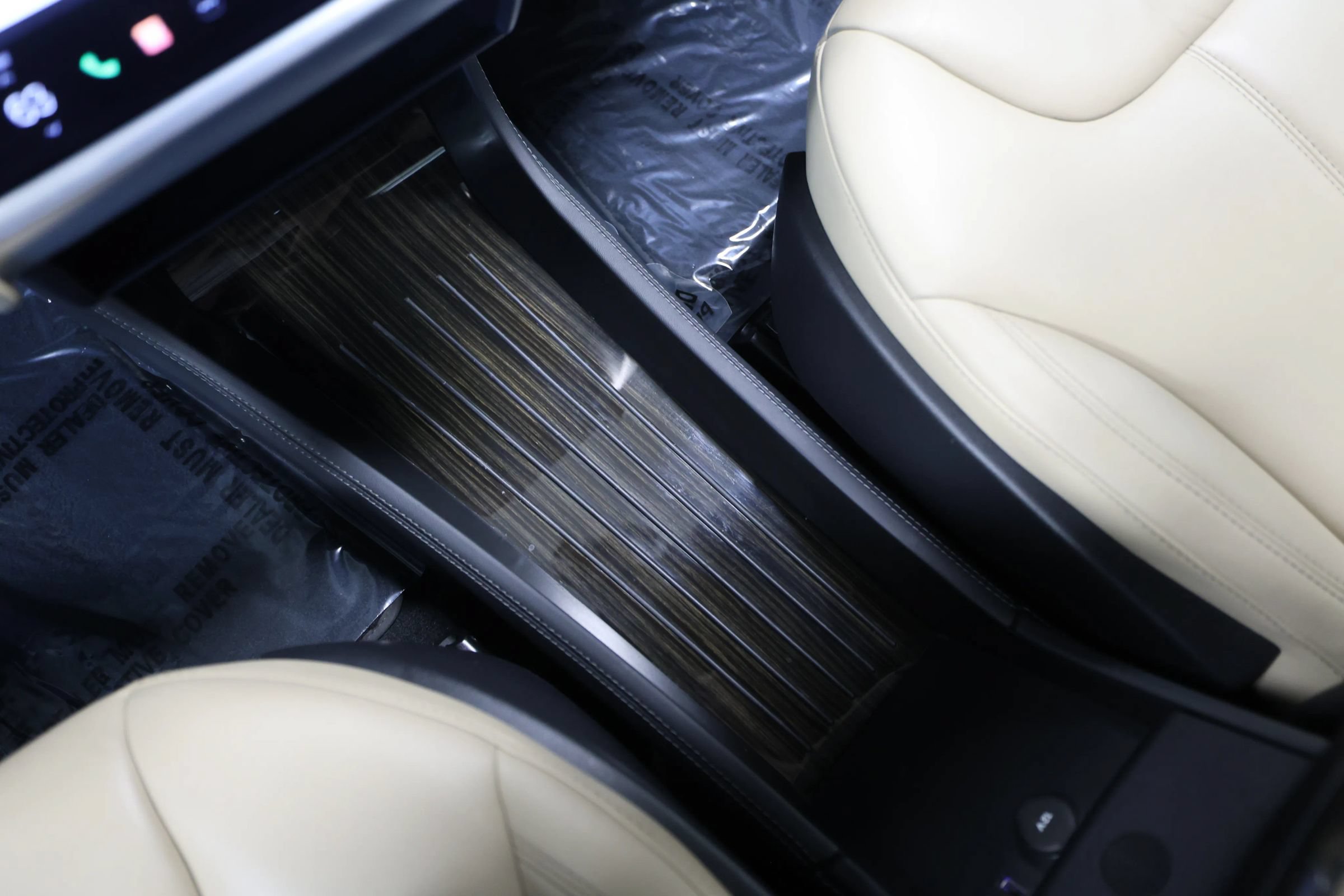 Used 2015 Tesla Model S 85 RWD image 33