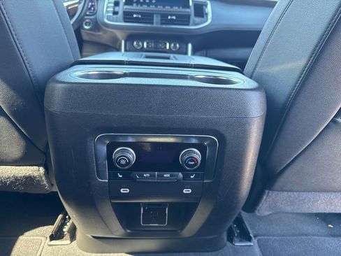 Used 2024 Chevrolet Tahoe Premier AWD/4WD image 24