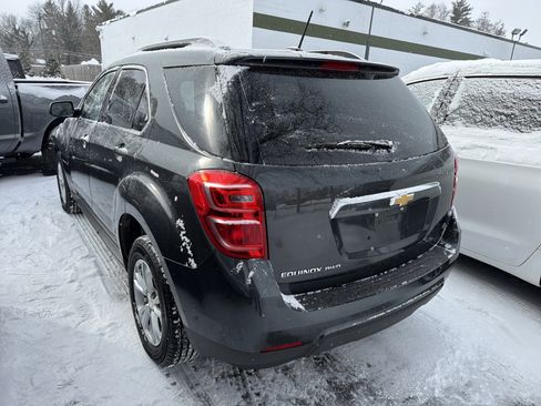 Used 2017 Chevrolet Equinox LT w/ Convenience Package image 5