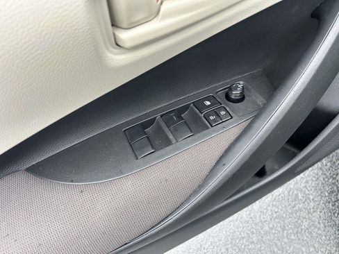 New 2026 Toyota Corolla LE FWD image 17