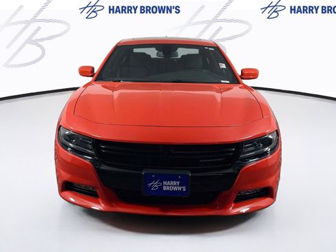 Used 2022 Dodge Charger SXT w/ Driver Convenience Group AWD/4WD image 27
