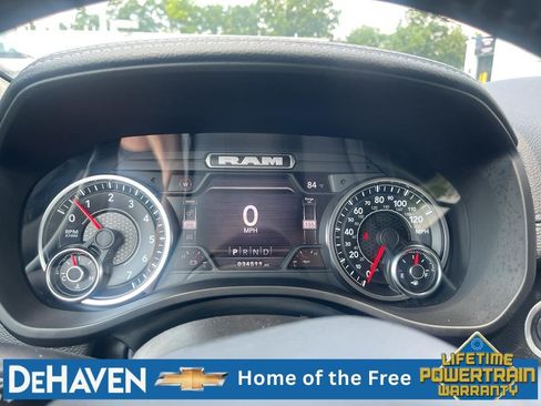 Used 2022 RAM 1500 Laramie AWD/4WD image 12