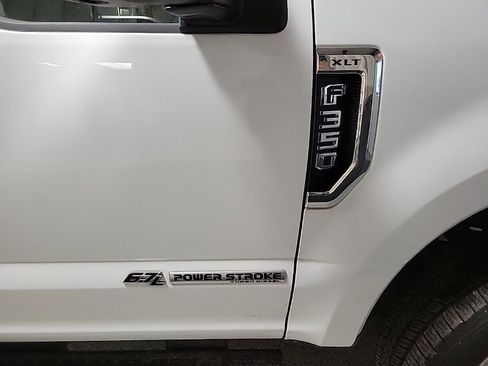 Used 2022 Ford F350 XLT w/ XLT Value Package image 3