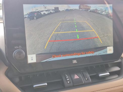 Used 2023 Toyota RAV4 XLE Premium image 21