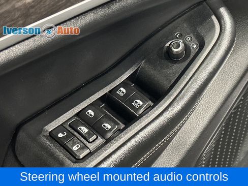 Used 2023 Jeep Grand Cherokee Limited w/ Trailer Tow Prep Group (B) AWD/4WD image 21