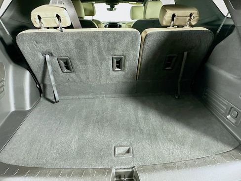 Used 2023 Chevrolet Traverse LT w/ LT Premium Package image 34