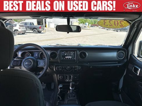Used 2023 Jeep Wrangler Sport AWD/4WD image 22