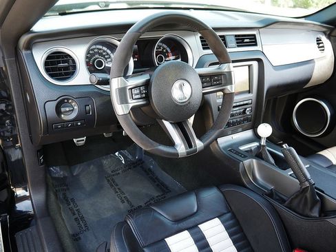 Used 2014 Ford Mustang Shelby GT500 w/ Equipment Group 821A RWD image 12