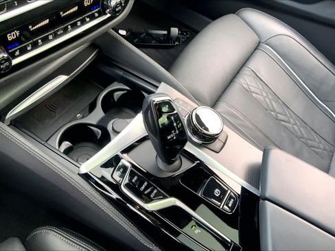 Used 2023 BMW 530i w/ Executive Package RWD image 16