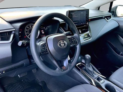 Certified 2022 Toyota Corolla LE FWD image 16