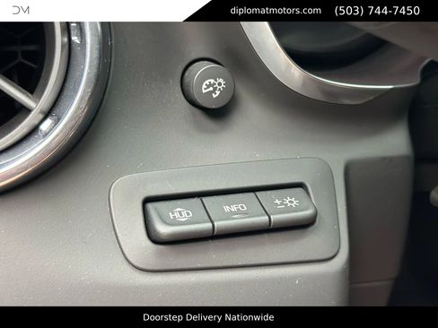 Used 2018 Chevrolet Camaro ZL1 image 34