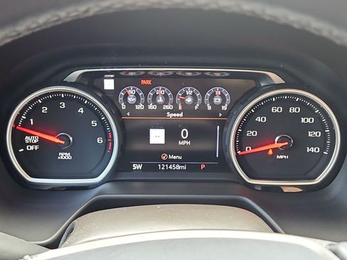 Certified 2021 Chevrolet Suburban Premier w/ Premium Package RWD image 15