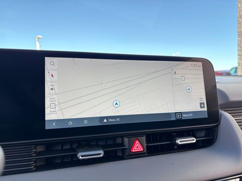 Used 2025 Hyundai Ioniq 5 Limited image 29