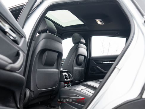 Used 2019 BMW X6 xDrive35i w/ Premium Package image 21