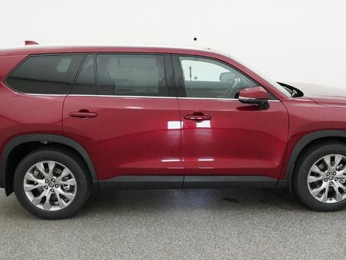 New 2026 Toyota Grand Highlander Limited image 11