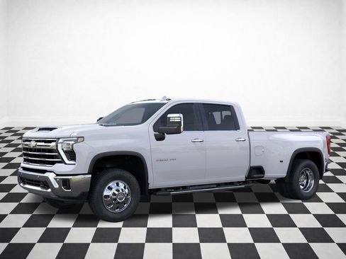 New 2026 Chevrolet Silverado 3500 LTZ AWD/4WD image 2