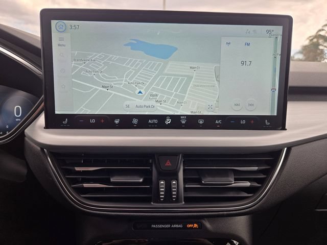 Used 2025 Ford Escape SE w/ PHEV Premium Package FWD image 14