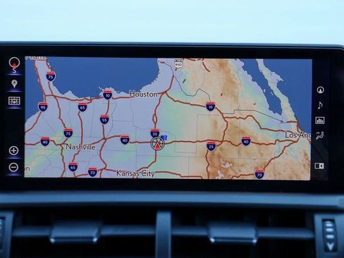 Used 2018 Lexus NX 300 FWD image 27