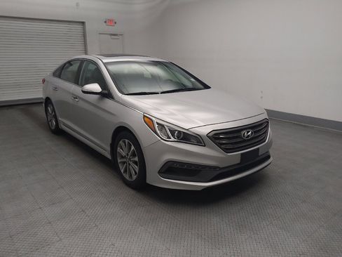 Used 2017 Hyundai Sonata Limited w/ Tech Package 03 FWD image 13